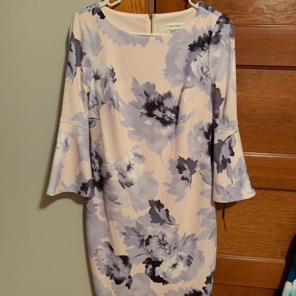 Women’s Calvin Klein Boatneck Bell Sleeved Dress
